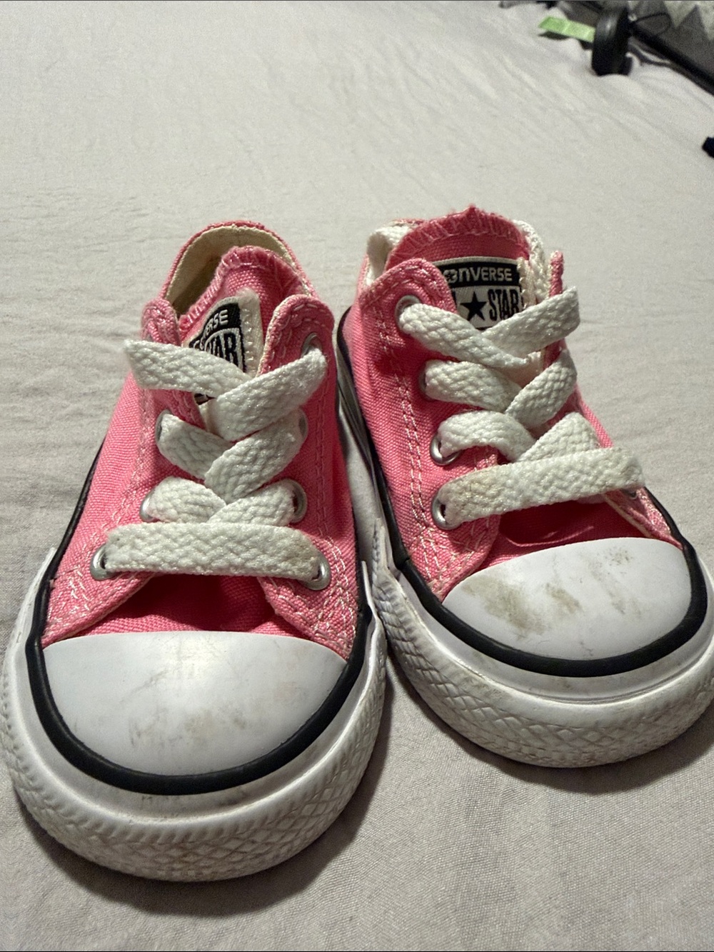 Converse Kids Pink Low-Top Canvas Sneakers with White Laces